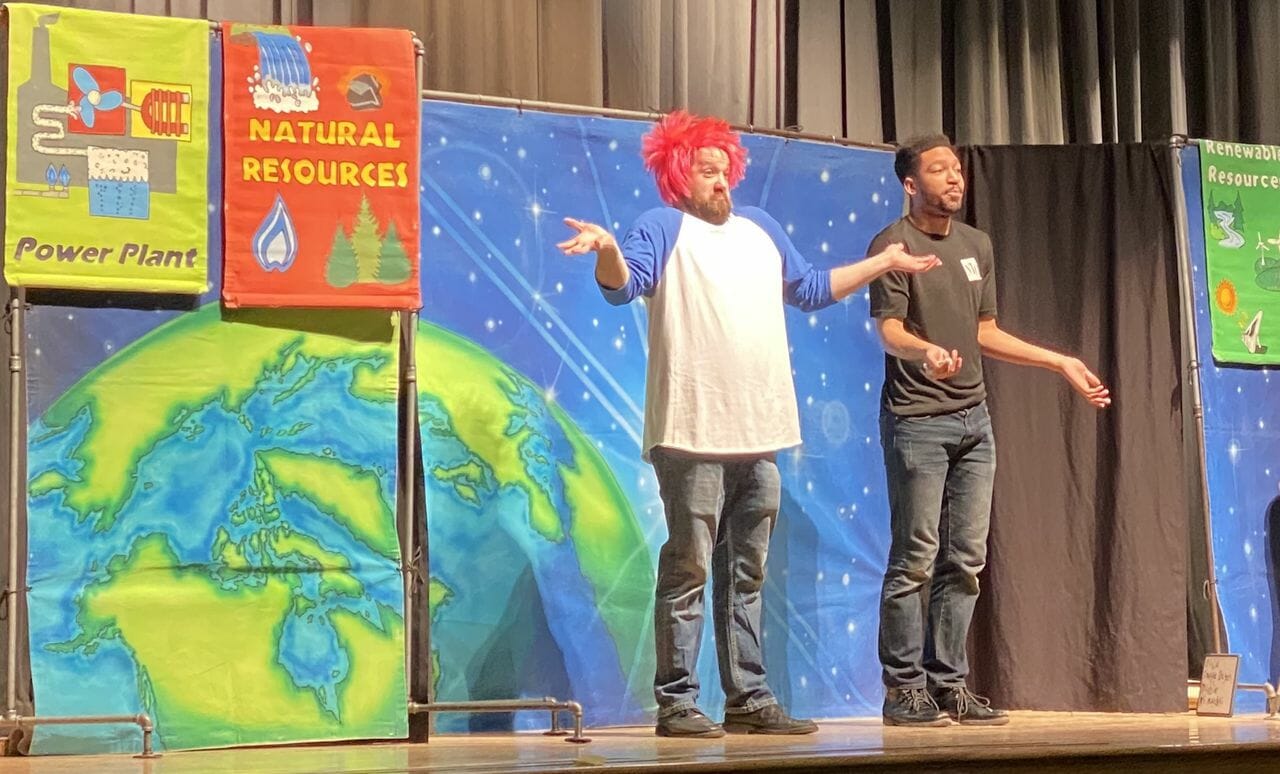 Fairview Parks Lewis F Mayer Middle School Students Visited By Energy Agents